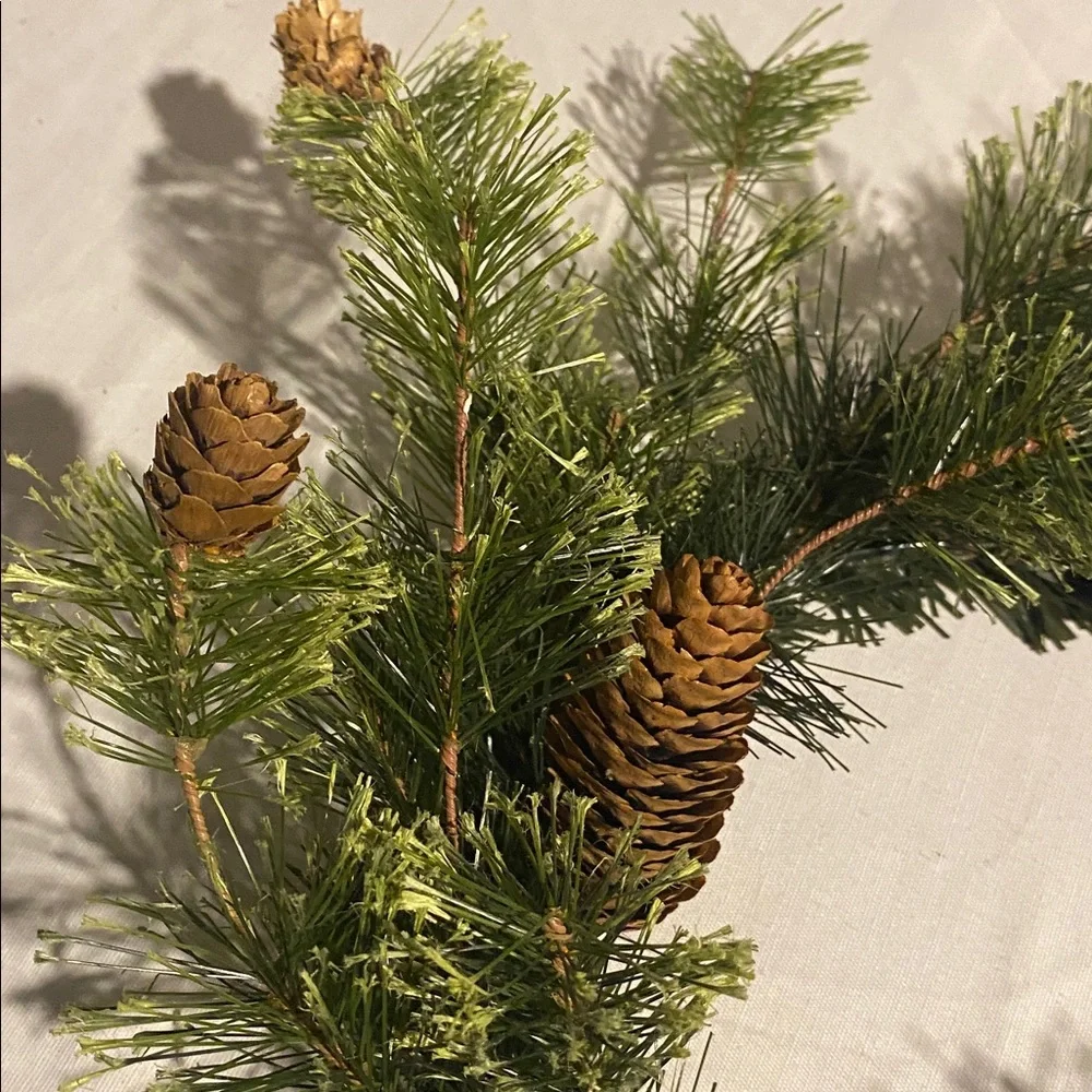 Pine Cone Holiday small Wreath/candle holder - Green and Brown